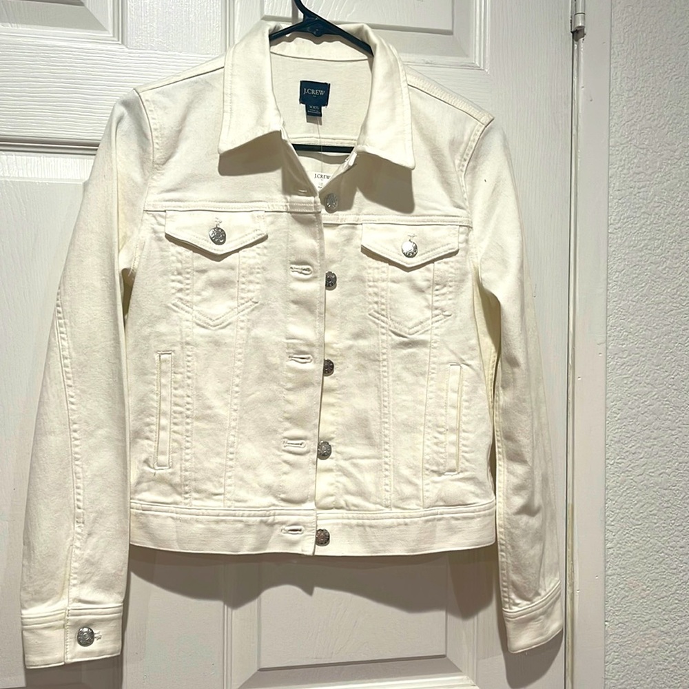 J CREW WHITE JEAN JACKET. Size XXS. NWT